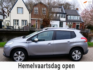 Peugeot 2008 1.2i Active 132.000km. 2e eig. Clima Cruise Navi Trekhaak 1100kg.