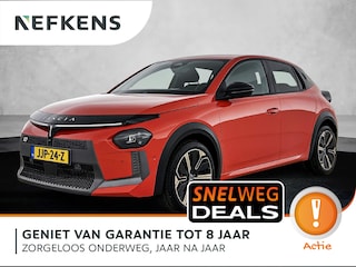 Lancia Ypsilon 1.2 Turbo Hybrid HF Line 110pk Automaat | HF Line | VOORRAAD KORTING | SNEL LEVERBAAR | NIEUW | Navigatie | Climate Control | Adaptieve Cruise Control | Camera/Parkeersensoren Voor + Achter | Dodehoekdetectie | LED | 17" Lichtmetalen Velgen | Apple Carplay/Android Auto |