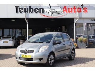 Toyota Yaris 1.3 VVTi Terra Elektrische ramen, Radio cd speler, APK tot 09-12-2026