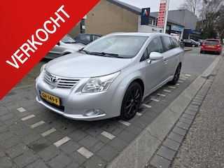 Toyota Avensis Wagon 1.8 VVTi Business airco, cruise control, navigatie, trekhaak