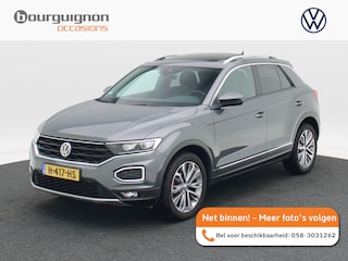 Volkswagen T-Roc 1.5 TSi 150 Pk Automaat Sport | Panoramadak | Trekhaak | Camera | Adaptive Cruise | Navigatie | CarPlay | Climatronic | 18 Inch | 80.070 Km !!