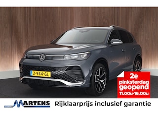 Volkswagen Tiguan 1.5 eTSI 150pk R-Line Business Trekhaak 360Camera harman/kardon Head-Up Virtual Cockpit Navigatie