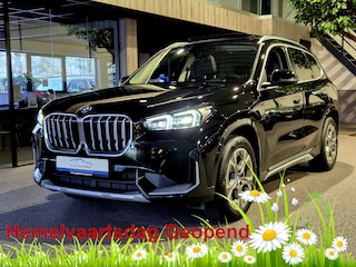 BMW X1 xDrive30e High Executive X-Line | Bruin Leder | Full optie | Panorama | El trekhaak | H/K | 360 Camera | HUD