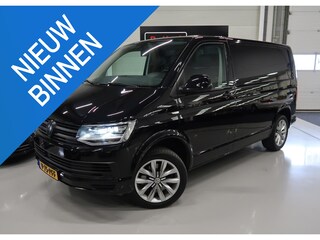 Volkswagen Transporter 2.0 TSI L1H1 4Motion Comfortline Benzine Automaat Trekhaak Airco Cruise control App connect Xenon 3-persoons Kunstleer Nette auto Excl. BTW Sportvelgen