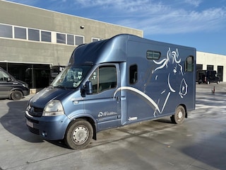 Renault Master PAARDENWAGEN | HORSETRUCK | THEAULT | PRO SAFETY 5 | 2009 | DUB CAB | 41.102KM | 5-SEAT | MANUEEL | 150PK | BELGISCH KENTEKEN