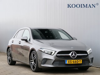 Mercedes-Benz A-klasse 180 Business Solution 136 Pk Automaat Navigatie / Camera / 18 inch / Stoelverwarming