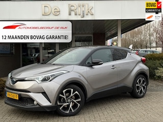 Toyota C-HR 1.8 Hybrid Bi-Tone Plus | Leder, Navi, Camera, Cruise, Stoel+Stuurverw., Climate | Dealeronderhouden |