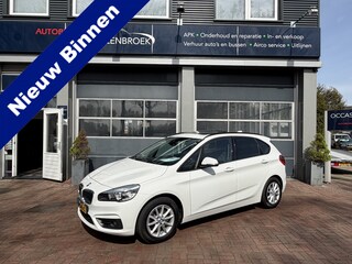 BMW 2-serie Tourer 218i Luxury Automaat,16inch,Schuifdak,Clima,Navi,Cruise,Trekhaak Hoge Zit Dealer onderhouden 140pk