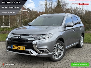 Mitsubishi Outlander 2.4 PHEV Instyle Pano | Leder | 360 Camera | Nieuwstaat!