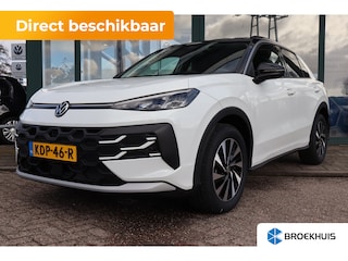 Volkswagen T-Roc Life First Edition Trekhaak | 'App-Connect' draadloze smartphone integratie | Automatische afstandsregeling (Adaptive Cruise Control) | Buitenspiegels elektrisch instel-, verwarm- en inklapbaar