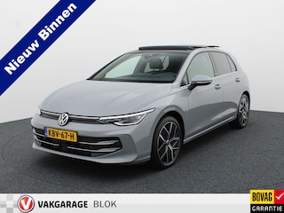 Volkswagen Golf 1.5 eTSI 50 Edition | Panodak | Trekhaak wegkl. | Stoelgeheugen | Head Up | IQ Light | Prijs Rijklaar!!