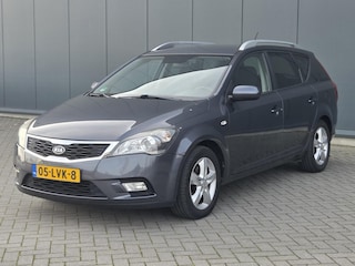 Kia Ceed Cee'd 1.4 CVVT X-ecutive Navi