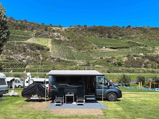 Pössl 2-WIN Touring S Plus | App connect | Cruise Control | Vast bed | Draaibare voorstoelen | Douche en toilet | Wegdraaibare trekhaak | Airco |