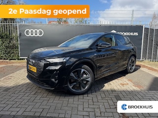 Audi Q4 45 quattro S Edition Competition 82 kWh | Assistentiepakket plus | Comfort pakket | Optiek zwart plus | Half leder | Adap cruise |
