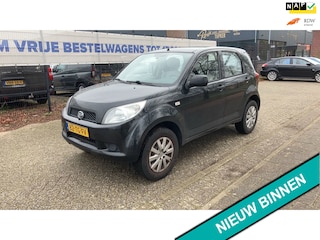 Daihatsu Terios 1.5-16v 2WD Automaat 2e eig. Airco Leder Trekhaak 1350kg.