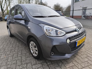 Hyundai i10 1.0i Go! ,Navigatie, Climate control, Cruise control