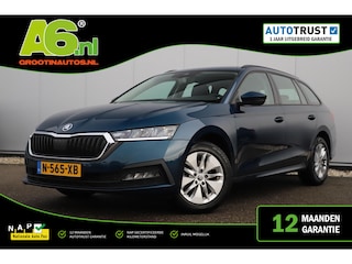 Skoda Octavia Combi 1.0 e-TSI Ambition Automaat Virtual Cockpit Navigatie Carplay Android LMV LED Clima Cruise Lane Assist