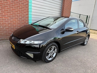 Honda Civic 1.4 GT 5-deurs NAV.+Clima Bj:2011 NAP!