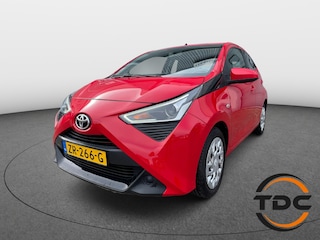 Toyota Aygo 1.0 VVT-i x-play AIRCO CARPLAY CAMERA LED 5-DRS