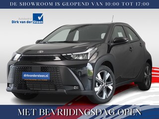 Toyota Aygo Hybrid 115 play | Achteruitrijcamera | Apple Carplay/Android Auto | Voorstoelen verwarmd | Carkit | DAB | LED |