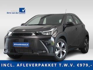 Toyota Aygo Hybrid 115 play | Achteruitrijcamera | Apple Carplay/Android Auto | Voorstoelen verwarmd | Carkit | DAB | LED |