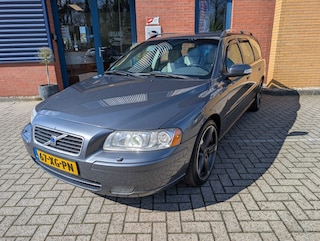 Volvo V70 2.4 D5 EDITION SPORT,stoelverw, Trekhaak, Cruise, Navi, Airco
