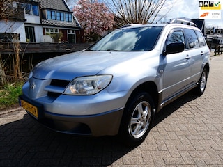 Mitsubishi Outlander Sport 2.0 Invite+ 136pk Trekhaak 1500kg. Airco