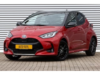 Toyota Yaris 1.5 Hybrid Executive Bi-Tone JBL / HUD
