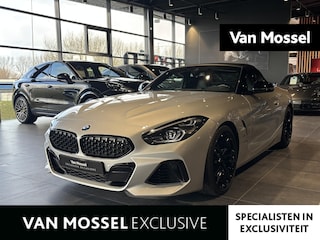 BMW Z4 Roadster M40i High Executive | 19 INCH JET BLACK | HARMAN KARDON | STOELVERWARMING | CAMERA | APPLE CARPLAY | HEAD-UP DISPLAY |