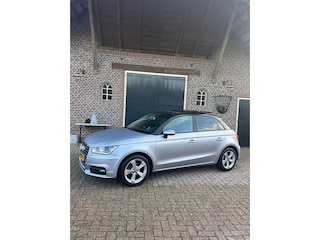 Audi A1 1.4TFSi 125PK SPORT S-LINE :PANO/NAVI/2xPDC/MEDIA /S-LINE.INT./SPORTZETELS/LMV/BTA/2E EIG/NL AUTO/KM=NAP