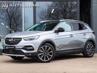 Opel Grandland X 1.6 Turbo Hybrid4 Ultimate