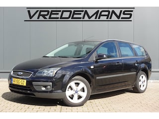 Ford Focus Wagon 1.6-16V Futura