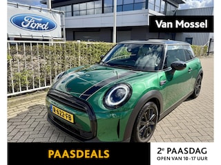 Mini Cooper 1.5 Camden Plus Edition Panorama Dak | Volledig lederen Bekleding