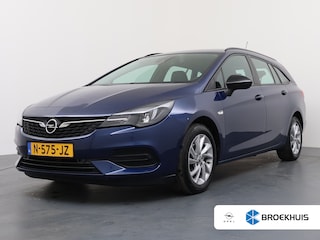 Opel Astra Sports Tourer 1.2 Blitz Elegance / Trekhaak / Camera / Navigatie / Alcantara / Keyless / Parkeersensoren /