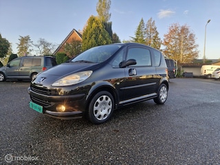 Peugeot 1007 1.4 Urban