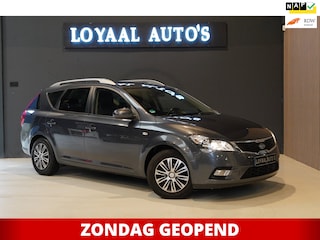 Kia Ceed Cee'd 1.4 CVVT Seven Business | AIRCO | CRUISE | TREKHAAK | ELEK.RAMEN | APK | NAP.