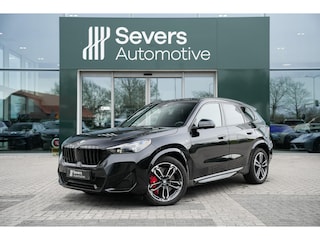 BMW X1 sDrive18i l M-Sport Pro l  Trekhaak met elektrisch wegklapbare kogel  l Panorama dak l Harman Kardon l