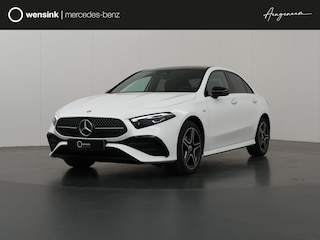 Mercedes-Benz A-klasse 250 e Business Solution AMG | Night Pakket | 360* Camera | Panoramadak | Dode hoek |