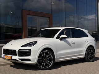 Porsche Cayenne 3.0 | SportDesign | Pano | Luchtvering | Adaptief cruise control | Stoelkoeling | 22" | 340PK