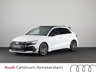 Audi A3 Sportback Competition Limited 2.5 TFSI 295 kW / 400 PK SB Audi Exclusive Matte Gletsjerwit | Panoramadak | Sonos | HUD |
