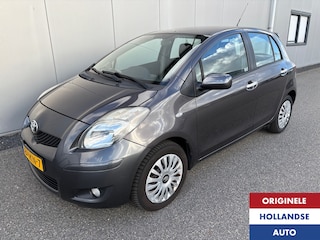 Toyota Yaris 1.3 VVTi Aspiration Automaat Airco Trekhaak Aux