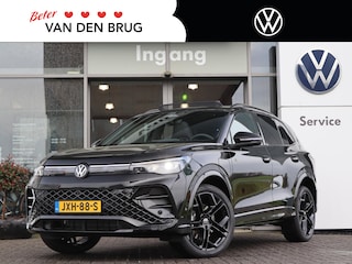 Volkswagen Tiguan 1.5 272 pk eHybrid R-Line Edition | Blackstyle | Zwenkbare Trekhaak | Panoramadak | Head-up Display | Elektr. Verst. Voorstoelen | Achteruitrij Camera | Voorstoelen + Stuur Verwarmd | Elektrische Achterklep | Matrix Led Koplampen |