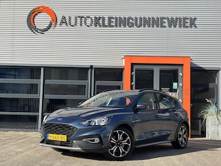 Ford Focus 1.5 EcoBoost Active Business / Stoel, Stuur en Voorruitverwarming / Applecarplay/AndroidAuto / Trekhaak / Winterset op velg /