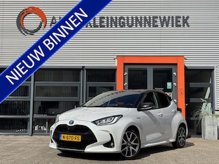 Toyota Yaris 1.5 Hybrid Executive Selection / Applecarplay/AndroidAuto / Camera / Stoelverwarming /