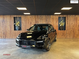 Porsche Cayenne 3.0 E-Hybrid Platinum Edition / NAP / Sport Chrono / Matrix / Bose / Memory / 360 Camera / Luchtvering