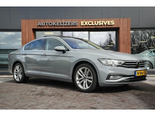 Volkswagen Passat 1.5 TSI Business Automaat Pano Dak trekhaak