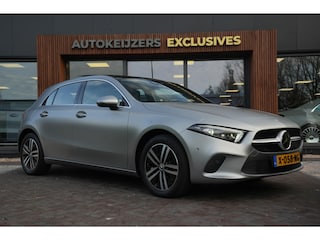 Mercedes-Benz A-klasse 250 e Premium Plus Panoramadak Widescreen Adaptieve Cruise Leer Stoelverw. Ambient
