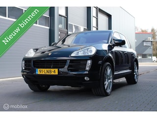Porsche Cayenne 4.8 S V8| Memory | Apple Carplay |