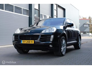 Porsche Cayenne 4.8 S V8| Memory | Apple Carplay |