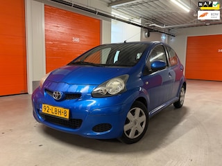Toyota Aygo 1.0-12V Comfort | Nieuwe Apk | Rijd & Schakelt goed
